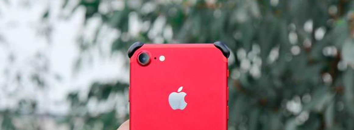 Why Your (PRODUCT)RED iPhone 7/7 Plus Does NOT Need a Phone Case.
